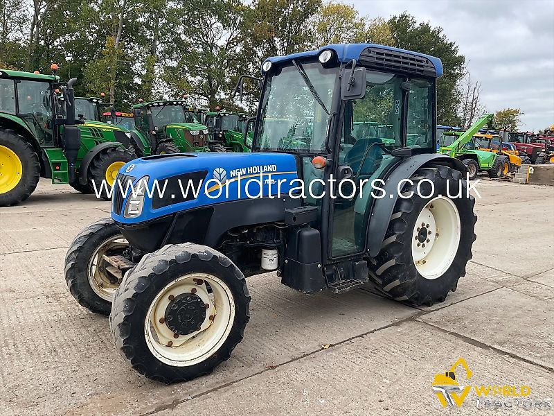 New Holland T4.95F