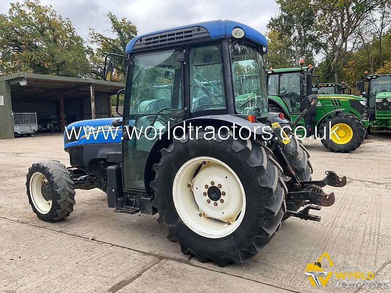 New Holland T4.95F