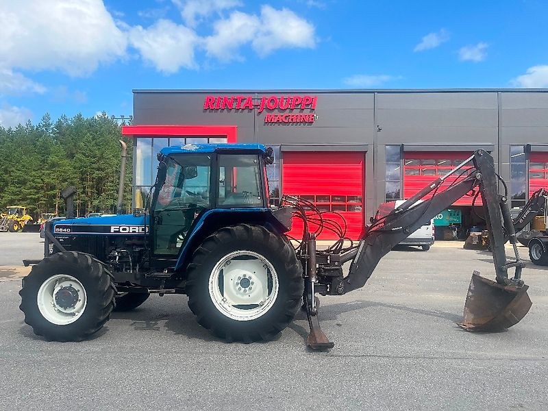 Ford 6640 SL / Kaivuulaite, 4 kauhaa