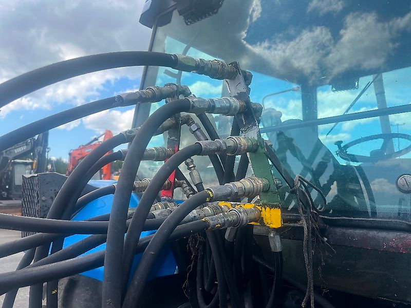 Ford 6640 SL / Kaivuulaite, 4 kauhaa