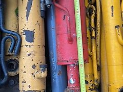 Manitou siłownik poziomowania (Części zamienne)