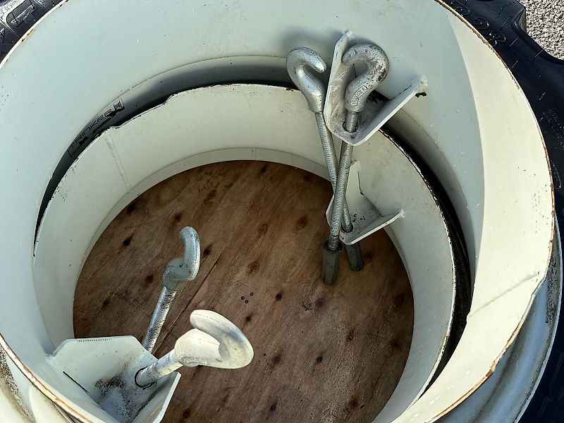 BKT Trinker Zwillingsräder 250/85R28