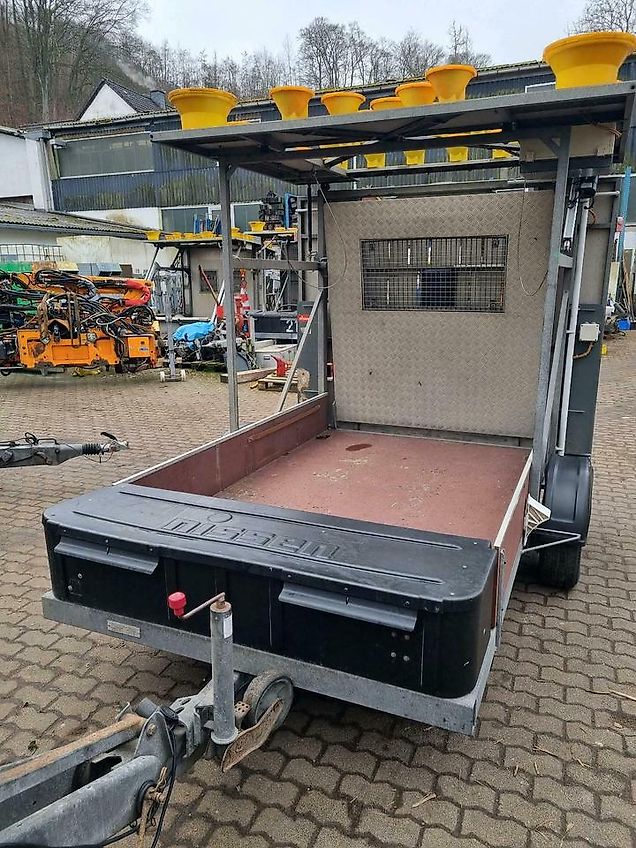 Nissen Absperrtafel Verkehrssicherungsanhänger Sperrwand VZ616