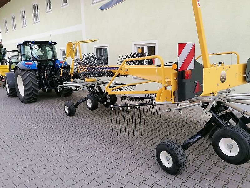 New Holland Prorotor L640T Auto Steer