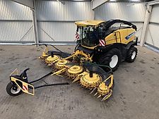 New Holland FR700