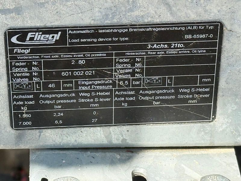 Fliegl DPW 210 Ballentransporter