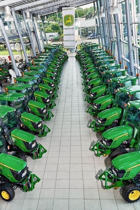 John Deere X167