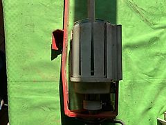 Kverneland Einzelteile Dosierung - 6-Kant-Welle 489109, Lagerhalter 489333, Knebel 489048, Kurbel 489280, Halbschale 489052, Spimdellager 489055 und Schieber 489059, Paketpreis