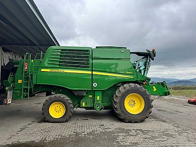 John Deere T660I