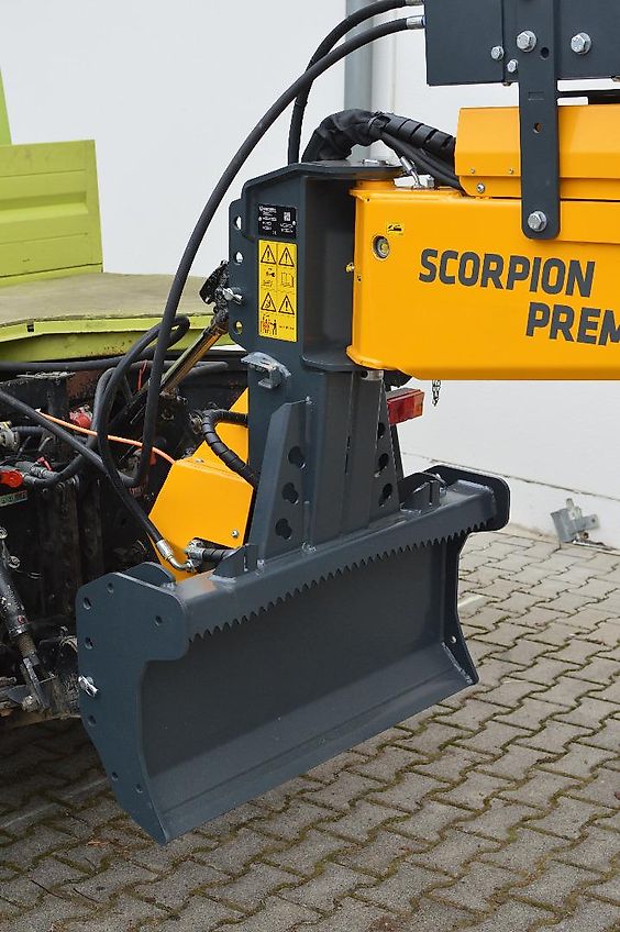 Uniforest Uniforest Scorpion Premium 3 Joy Rückezange mit Funkseilwinde