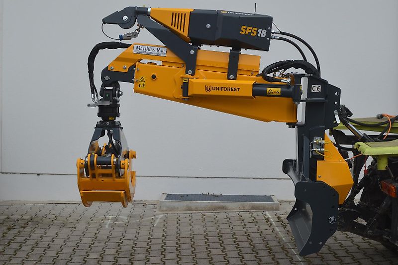 Uniforest Uniforest Scorpion Premium 3 Joy Rückezange mit Funkseilwinde