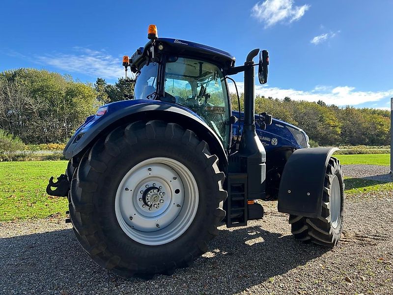 New Holland T7.315 AC BLUEPOWER