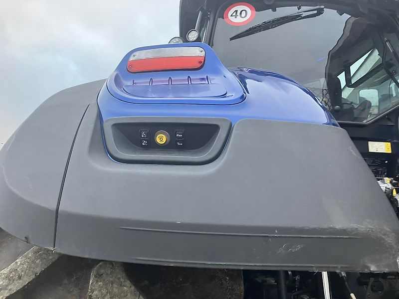 New Holland T7.315 AC BLUEPOWER