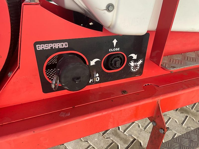 Gaspardo Uragano 3000