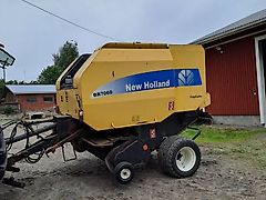 New Holland BR 7060