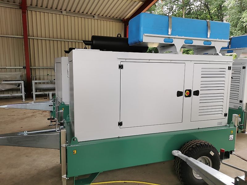 Euromacchine Dieselaggregat - Motor (z.B. 82 PS)/ Stromgenerator + Rovatti Pumpe