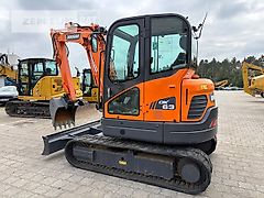 Doosan DX63-3