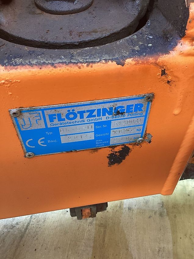 Flötzinger Schneepflug Vario 3m