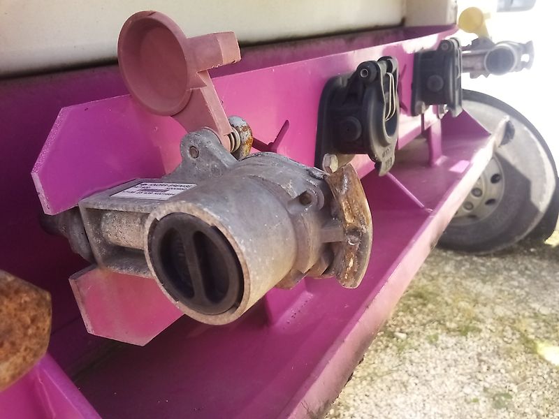 Broshuis Semi-Tieflader Teleskop mit Rampen, TÜV neu