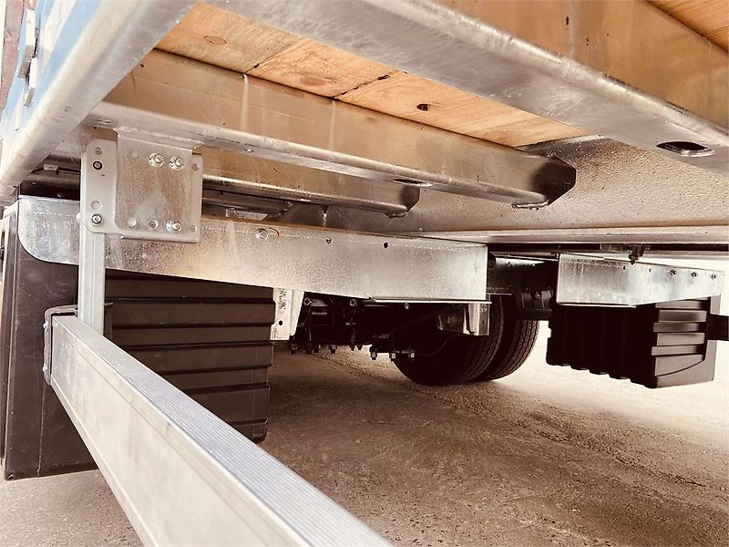 Möslein TT 31 31 t Tridem- Tieflader 3 Achs, 8 m Ladefläc