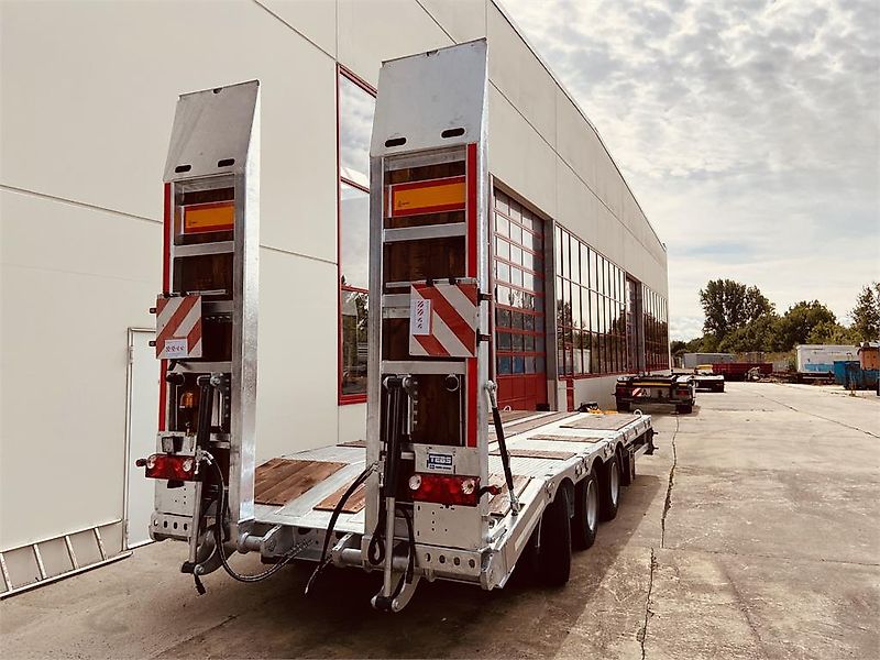 Möslein TT 31 31 t GG Tridem- Tieflader 3 Achs, gelenktNe