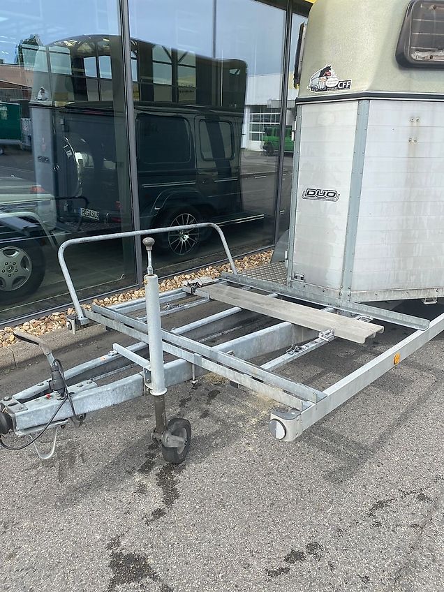 Böckmann DUO mit Kutschenanhänger 2,7t