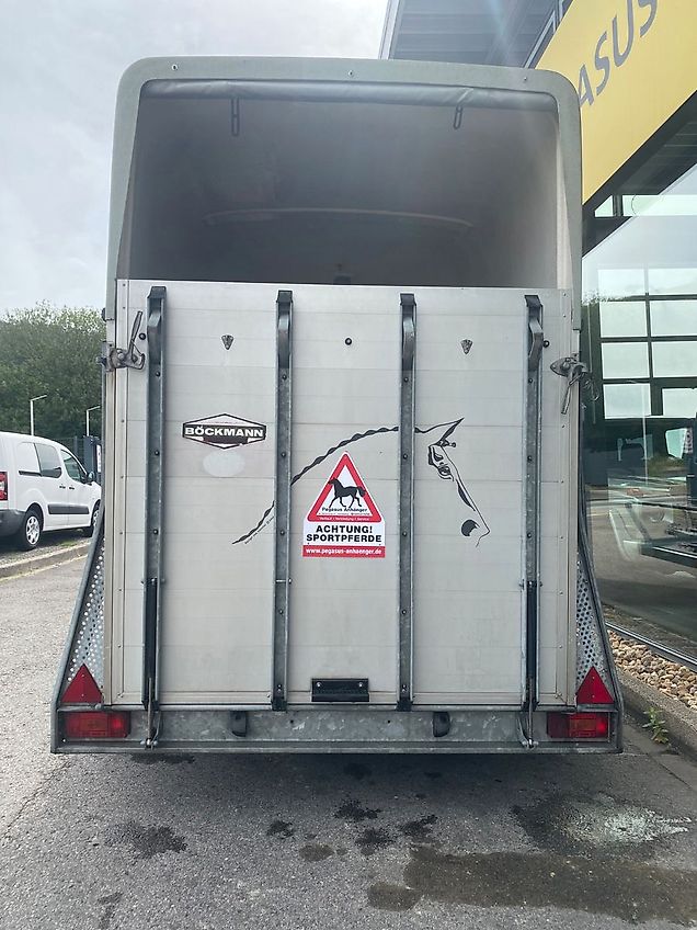 Böckmann DUO mit Kutschenanhänger 2,7t