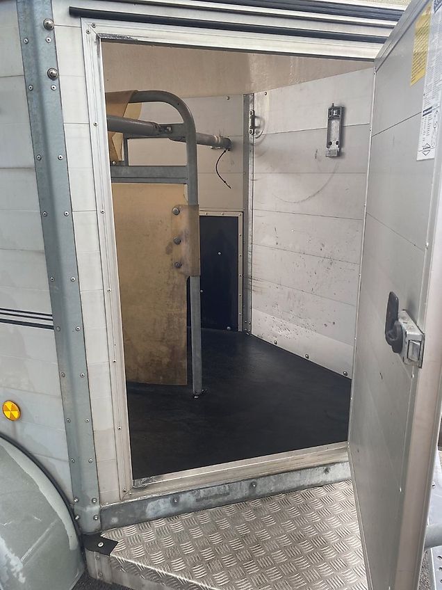 Böckmann DUO mit Kutschenanhänger 2,7t