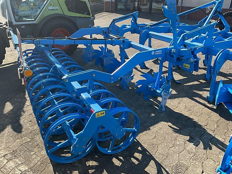 Lemken KARAT 10/300 NEU Ausstellungsmaschine