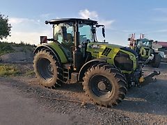 Claas Arion 660