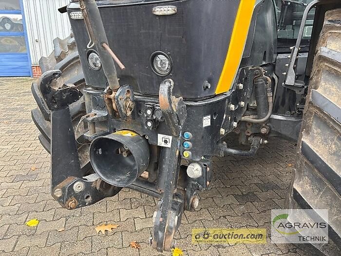 JCB FASTRAC 4220