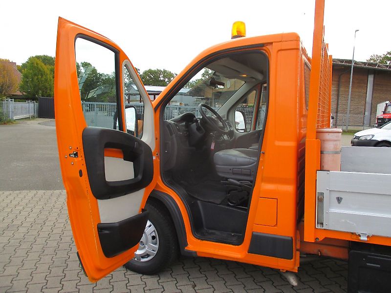 Fiat Ducato Tiefladerpr. 2,3dCi MAXI /AHK 3,0t