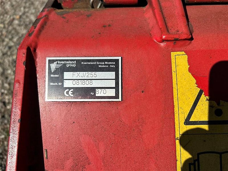 Kverneland FXJ 255