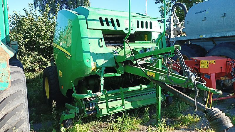 John Deere F441 M