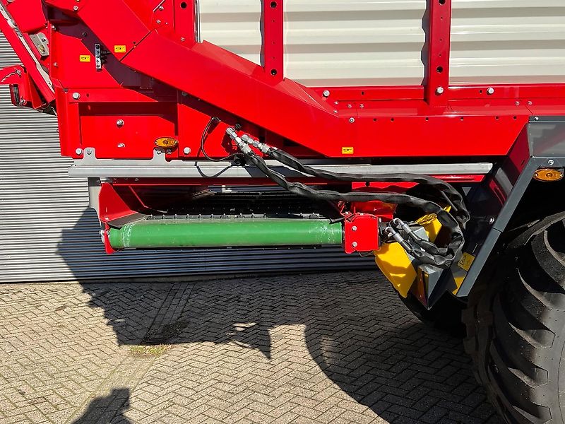 Pöttinger Torro 7010 D Combiline met dwarsafvoerband