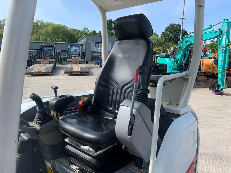 Takeuchi TB230 Digger (ST23665)
