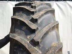 Mitas 520/85R42 CONTINENTAL AC85 43MM iets gecupt gesleten