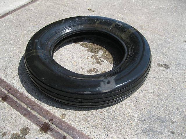 Pirelli 6.00-16 band