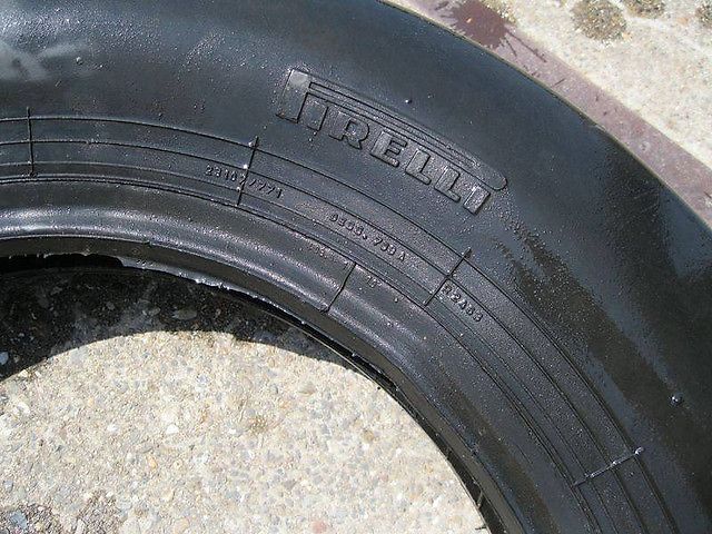 Pirelli 6.00-16 band