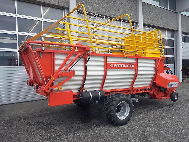 Pöttinger Euroboss 250 T