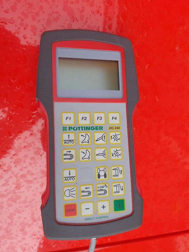 Pöttinger Euroboss 250 T