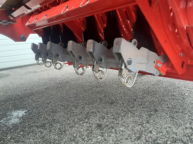 Pöttinger Euroboss 250 T