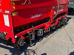 Junkkari SIMULTA 4000 ST