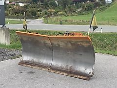 Hauer Schneepflug SRS 2600