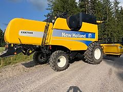 New Holland CSX 7040 15´   TULOSSA