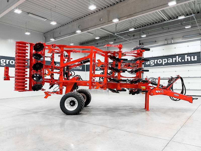Gaspardo Dracula Hydro F 430 4.3 m folding frame cultivator, ad. depth adjustment