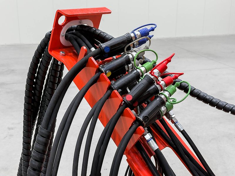 Gaspardo Dracula Hydro F 430 4.3 m folding frame cultivator, ad. depth adjustment