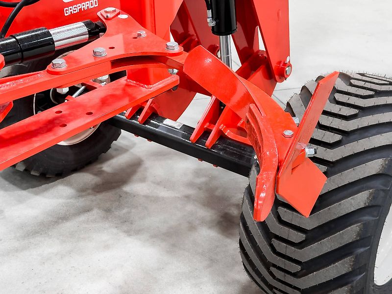 Gaspardo Dracula Hydro F 430 4.3 m folding frame cultivator, ad. depth adjustment