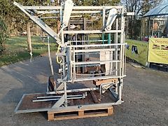 Wopa Wopa Wopa Klauenpflegestand mit Frontaustrieb L+R Satz Knickhecken Hilfsachse zum Rangieren im Stall Voderfussstützen mit Handwine Artikel Nr Wopa SA0022