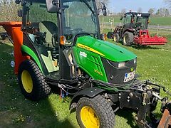John Deere John Deere 2026R mit Yanmar Motor